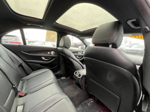 2017 Mercedes-Benz E-Class E 300 4MATIC