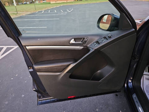 2016 Volkswagen Tiguan 2.0T R-Line