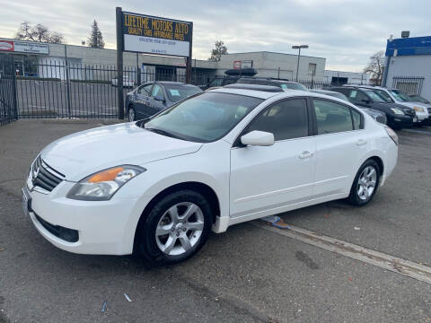 2008 Nissan Altima for sale at Lifetime Motors AUTO in Sacramento CA