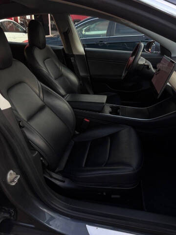 2020 Tesla Model 3 Long Range