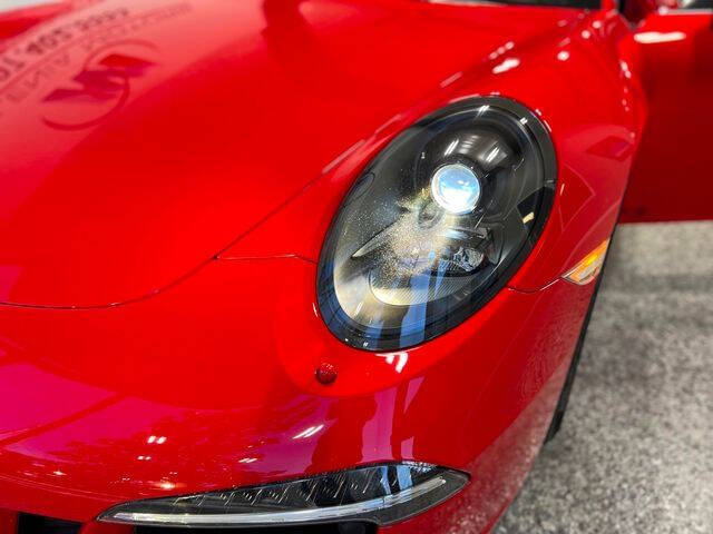 2015 Porsche 911 Carrera GTS