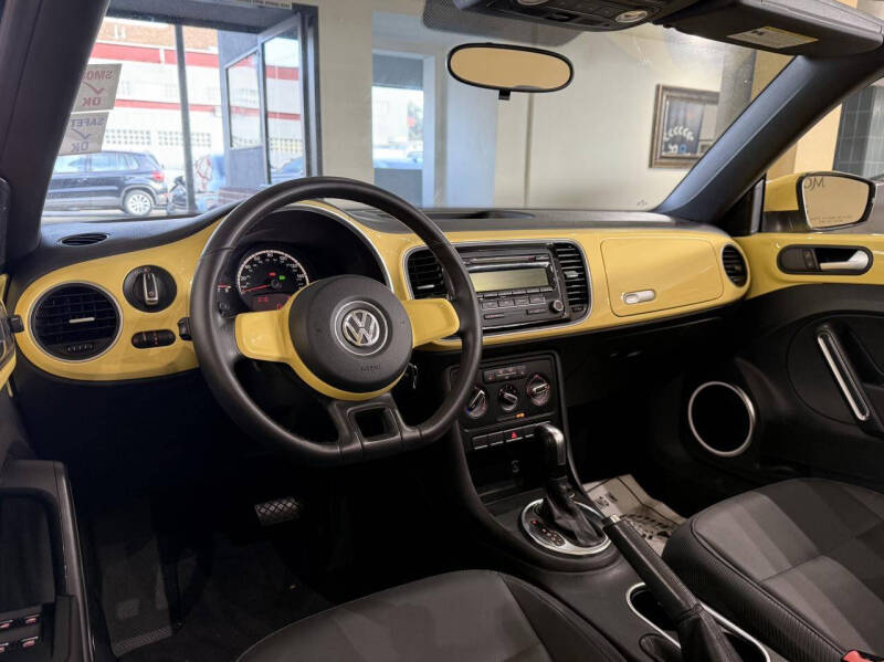 2013 Volkswagen Beetle Convertible
