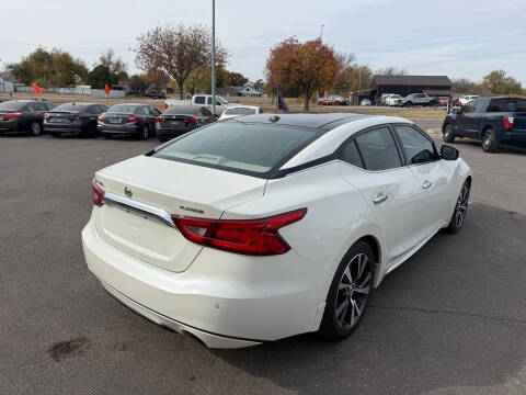 2016 Nissan Maxima Platinum