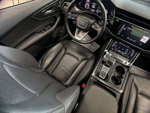 2022 Audi Q7 quattro Premium Plus 55 TFSI