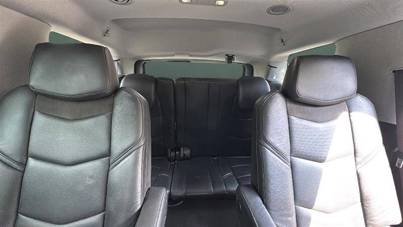 2017 Cadillac Escalade Luxury