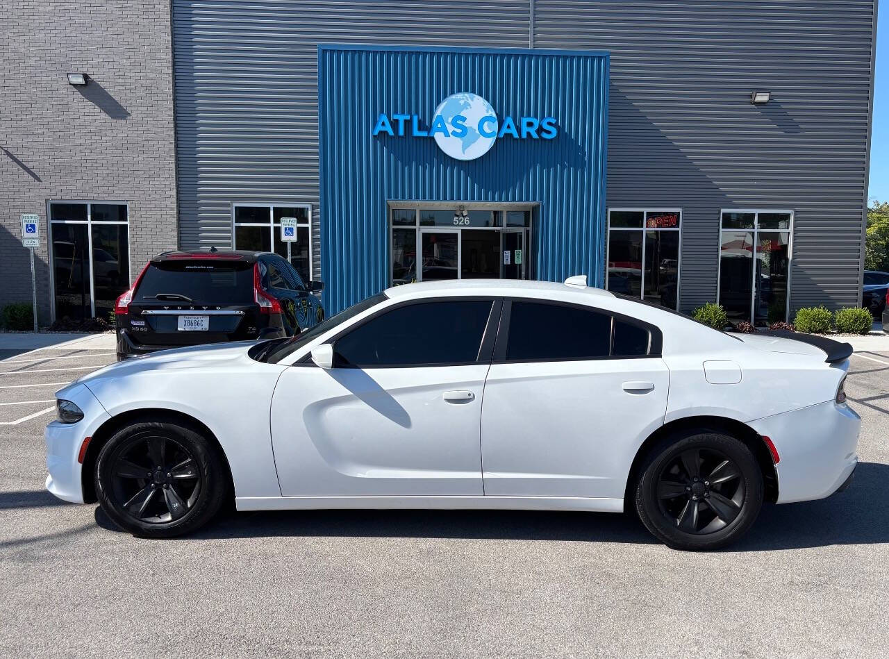 2018 Dodge Charger SXT's photo