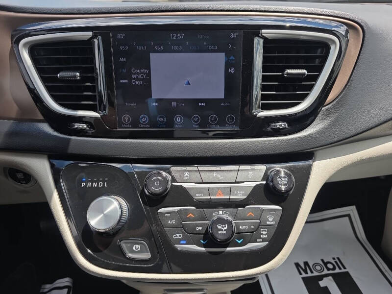 2018 Chrysler Pacifica Touring L