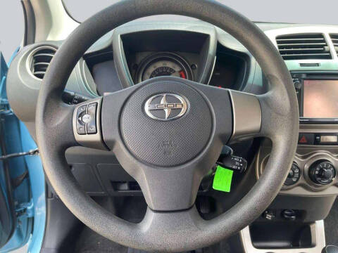 2014 Scion xD