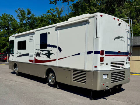 2002 Freightliner XCS Chassis