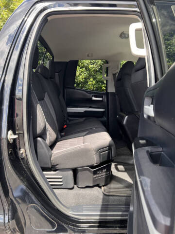 2014 Toyota Tundra SR5