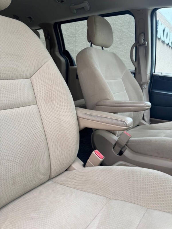 2015 Dodge Grand Caravan American Value Package