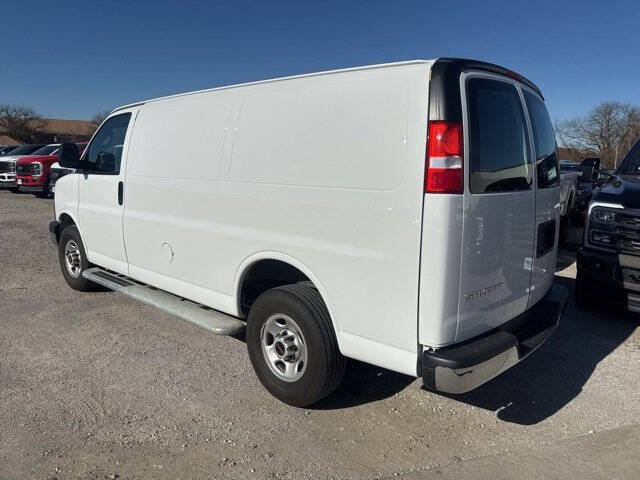 2024 GMC Savana 2500