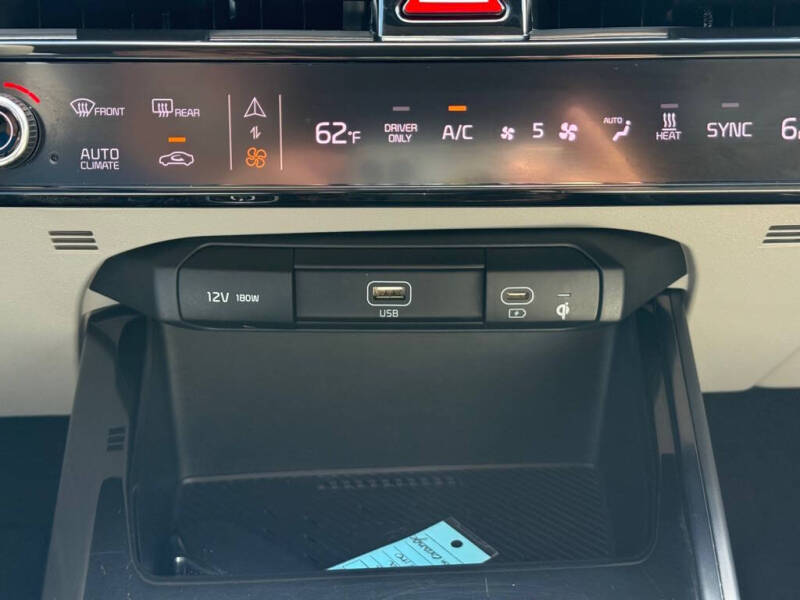 2023 Kia Niro EV Wind