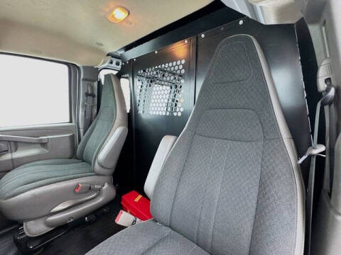 2024 Chevrolet Express 2500