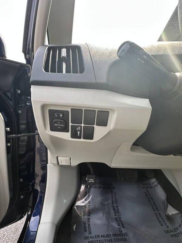 2013 Toyota Prius One