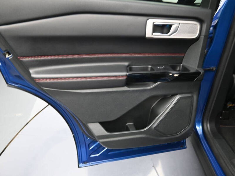 2022 Ford Explorer ST-Line