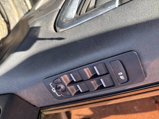 2016 Land Rover Discovery Sport HSE LUX