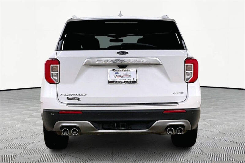 2023 Ford Explorer Platinum