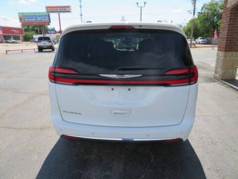 2021 Chrysler Pacifica Touring L