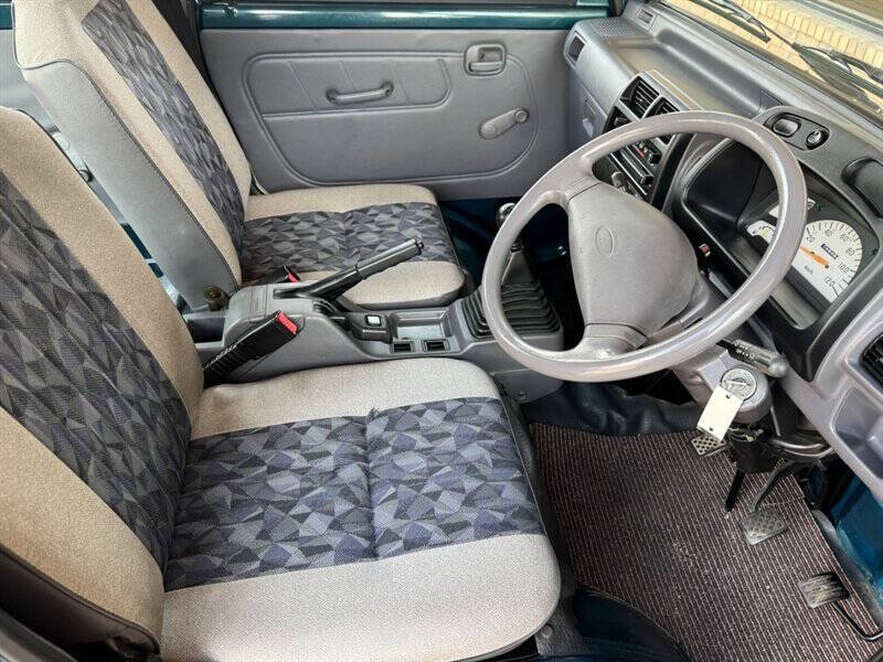 1997 Mitsubishi Minicab VX