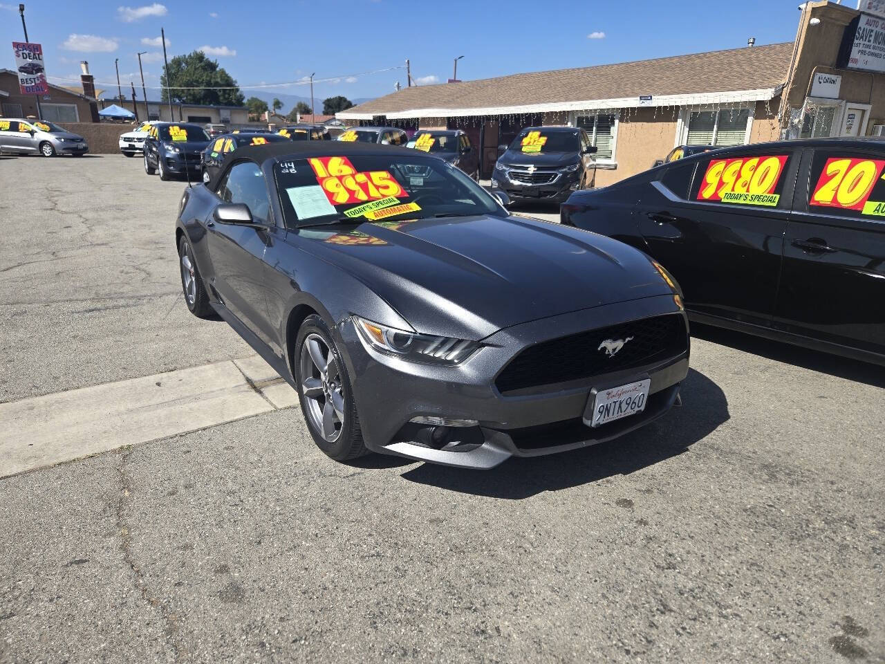 Dk. Gray 2016 Ford Mustang V6 Convertible V6 2dr Convertible 2
