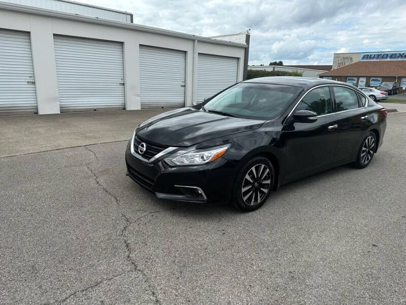 2018 Nissan Altima for sale at Abe's Auto LLC in Lexington KY