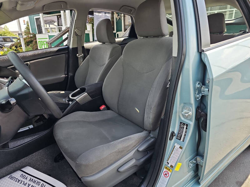2013 Toyota Prius Two