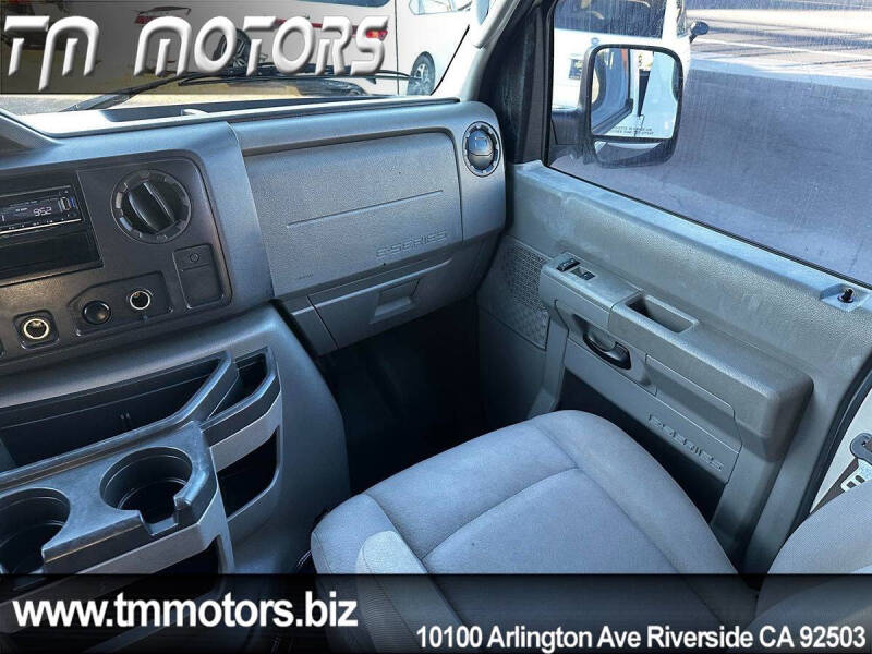 2010 Ford E-Series E-250