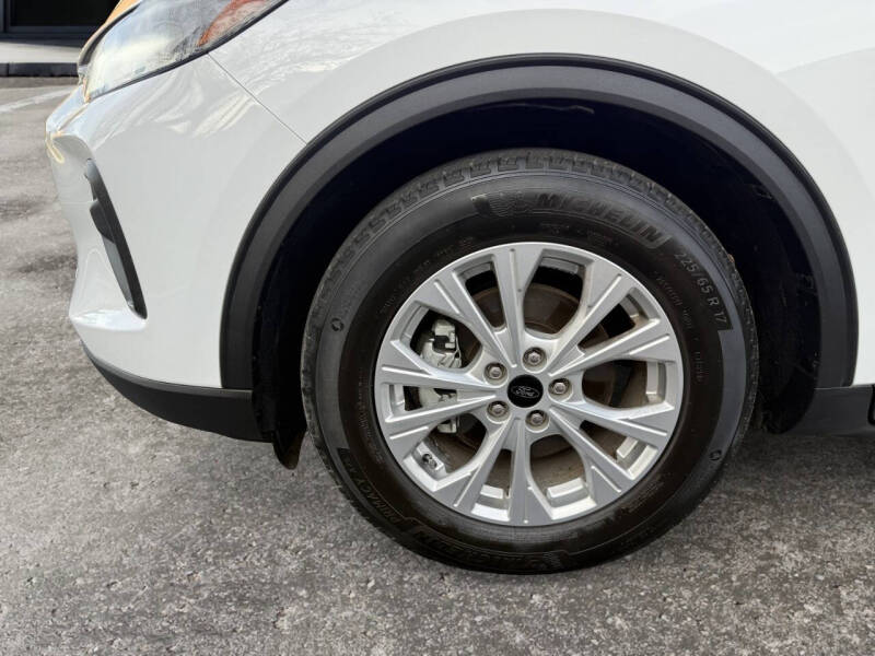 2023 Ford Escape Active