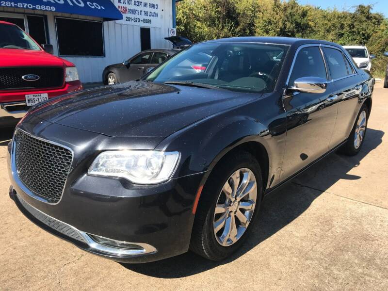 2016 Chrysler 300 for sale at Discount Auto Company in Houston TX