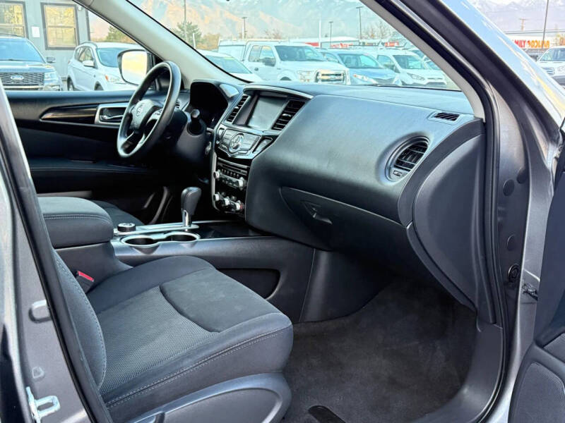 2017 Nissan Pathfinder