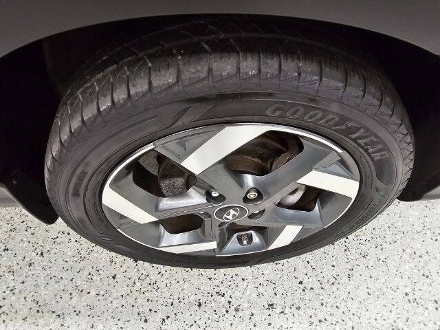 2021 Hyundai Venue SEL