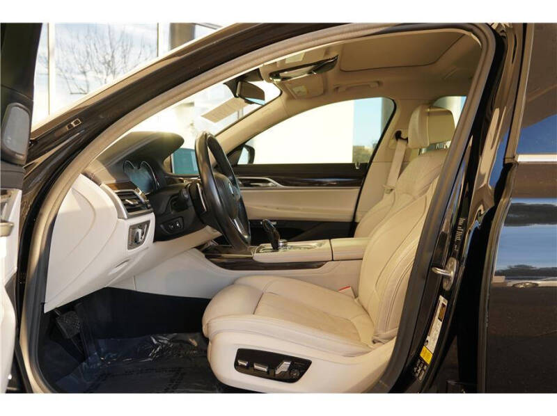 2018 BMW 7 Series 750i xDrive