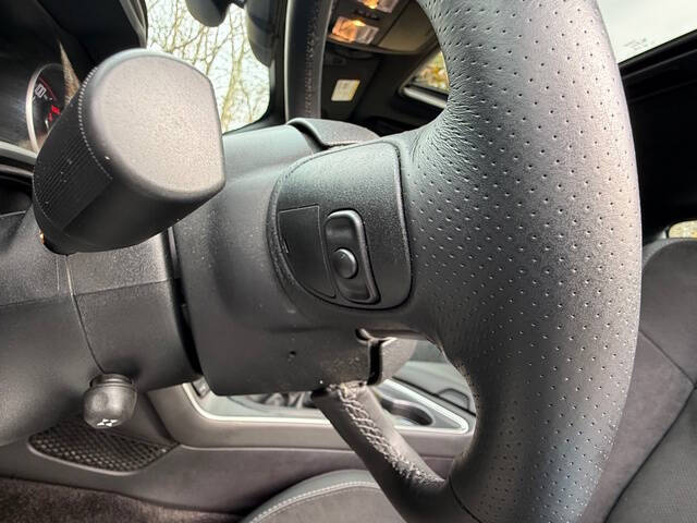 2016 Dodge Challenger 392 HEMI Scat Pack Shaker