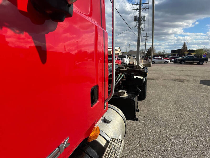 2007 Mack Granite