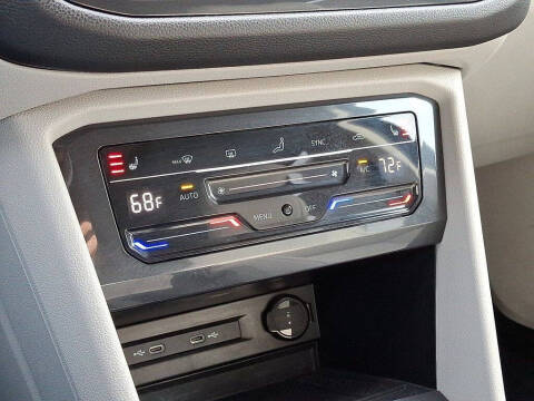 2023 Volkswagen Tiguan SE