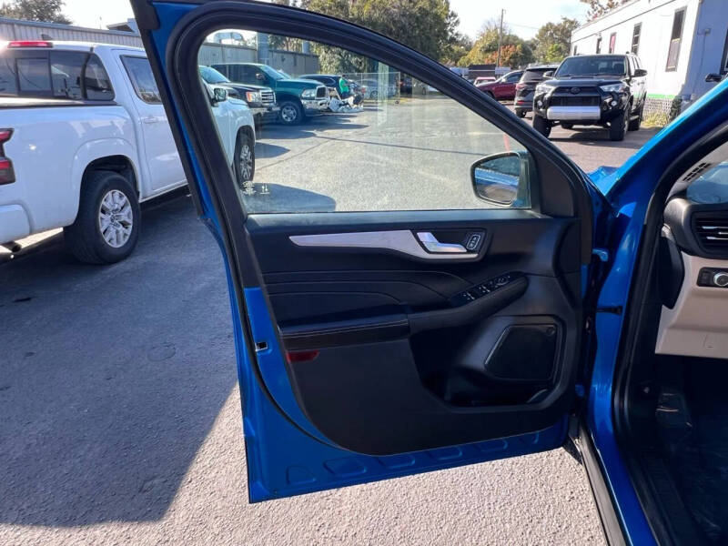 2021 Ford Escape SEL