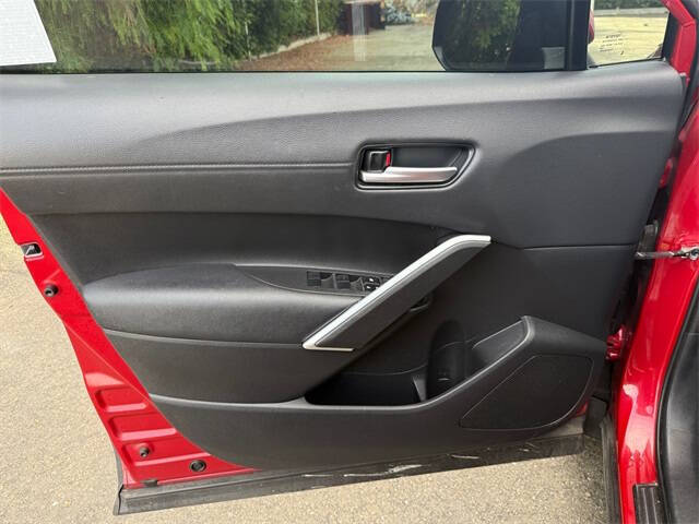 2022 Toyota Corolla Cross XLE