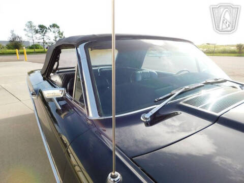 1965 Ford Thunderbird