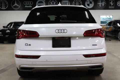 2020 Audi Q5 quattro Premium Plus 45 TFSI