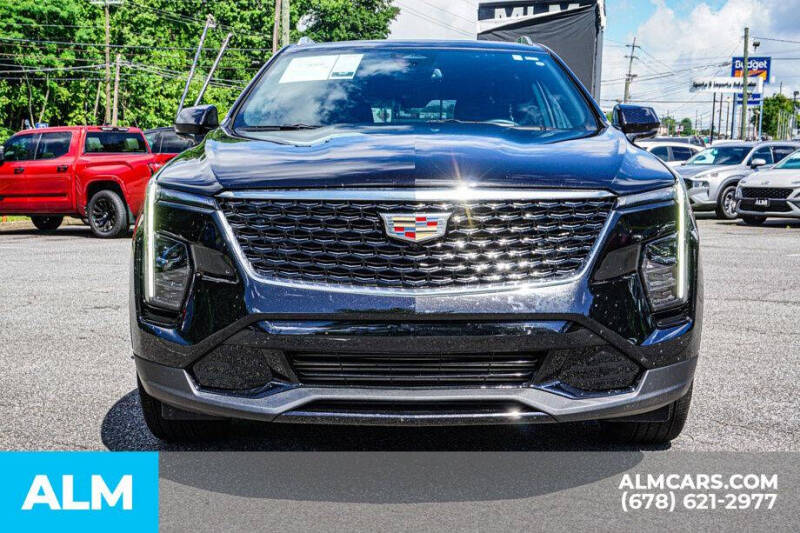 2025 Cadillac XT4 Premium Luxury