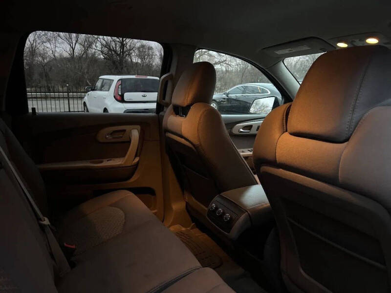 2012 Chevrolet Traverse LS