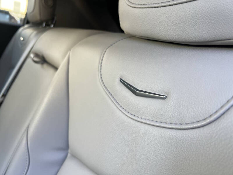 2021 Cadillac XT4 Luxury