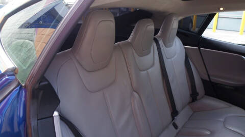 2016 Tesla Model S 90D