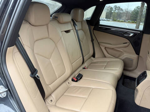 2021 Porsche Macan S