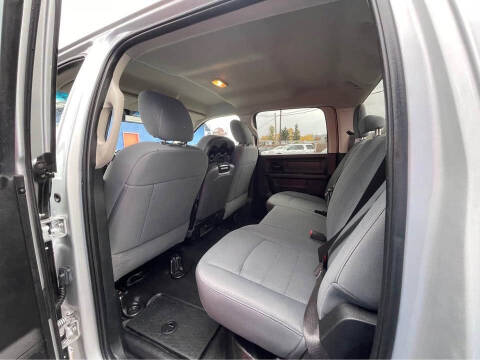 2018 RAM 1500 Express