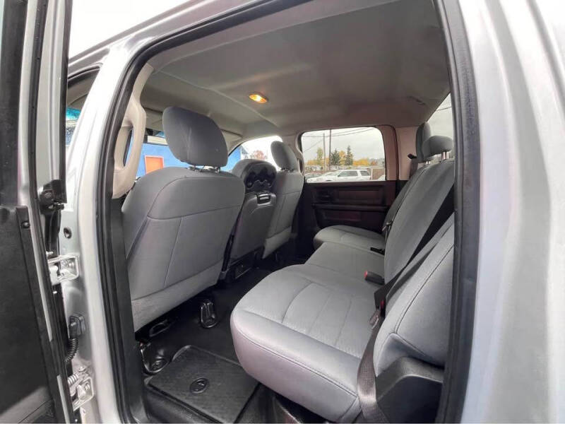 2018 RAM 1500 Express