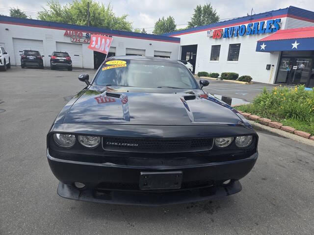 2013 Dodge Challenger SXT Plus