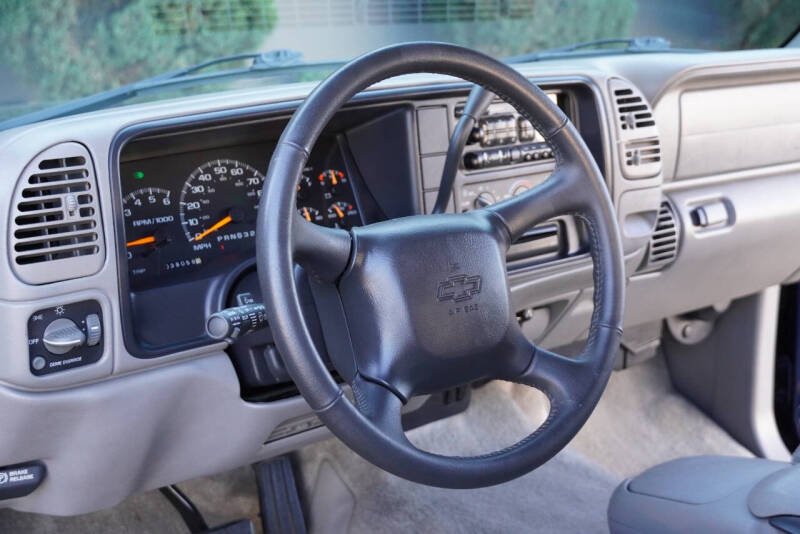 1999 Chevrolet Tahoe LS