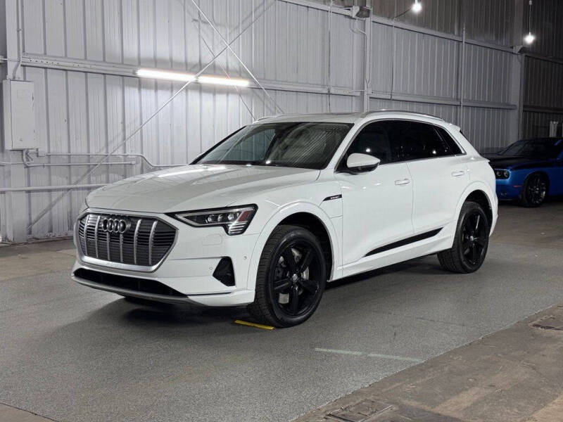 2019 Audi e-tron quattro Premium Plus